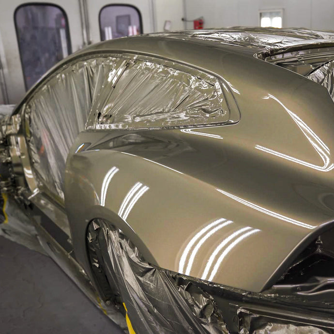 GlasWerks Special Operations Elevato V12 painted chassis